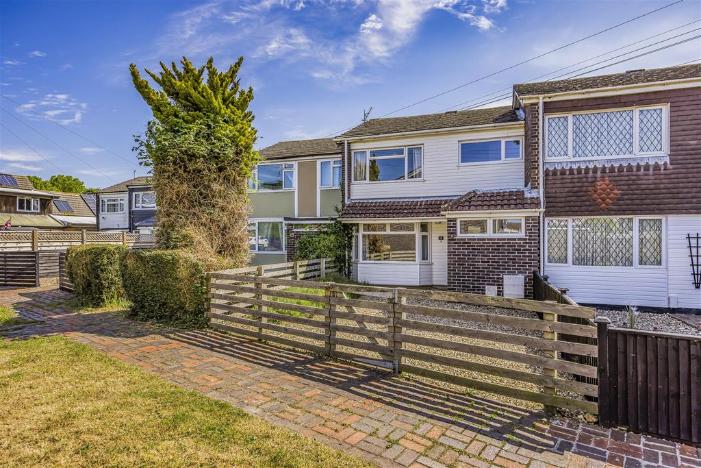 Property photo 1 of 16 Flexford Gardens, Havant-Porticomarketing-Nexa-34.