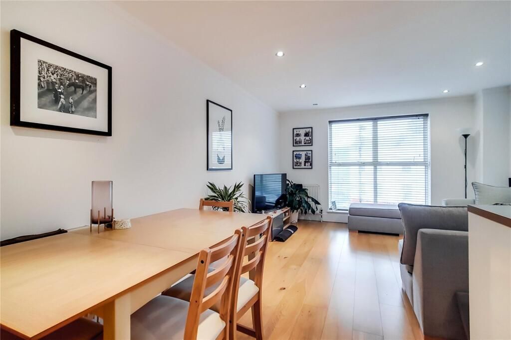 Property photo 3 of 7