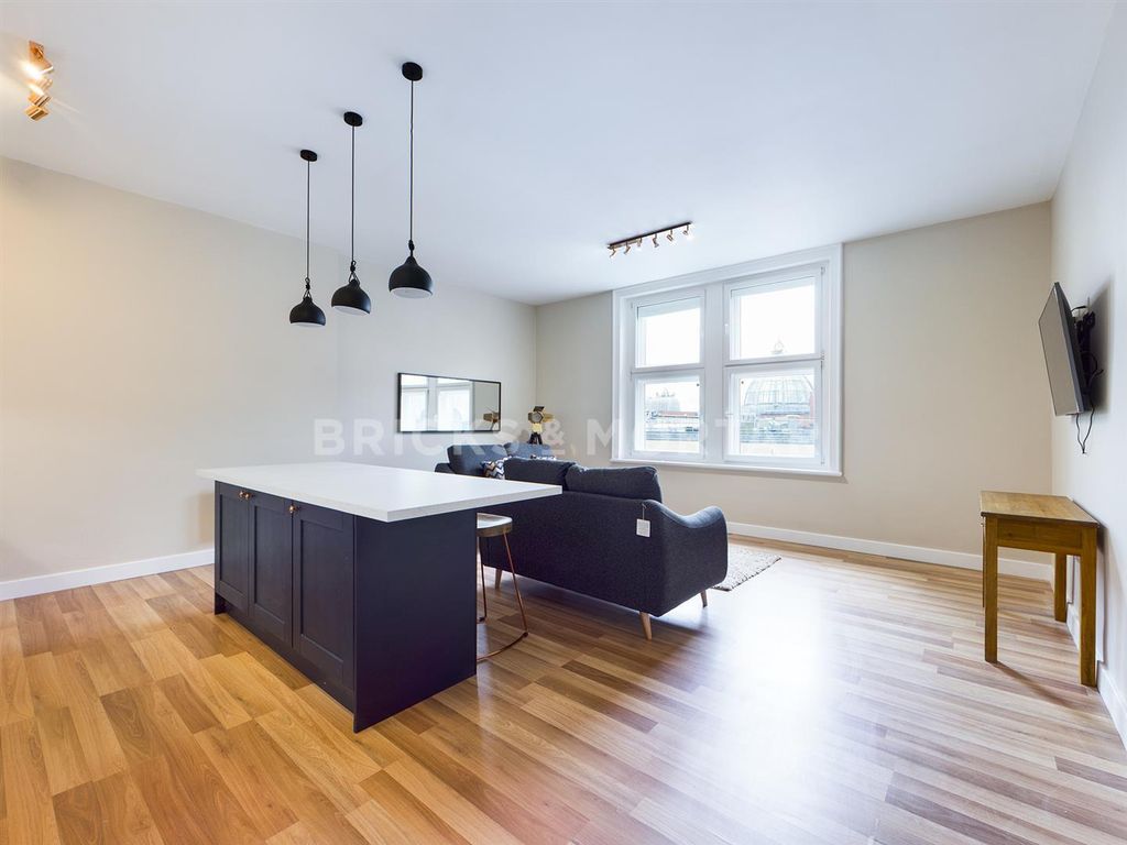 Property photo 2 of 13 Bwiqavouwkuv8Jbo3Umssw.Jpg