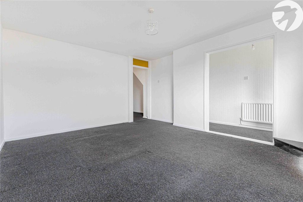 Property photo 3 of 21 Picture No. 08