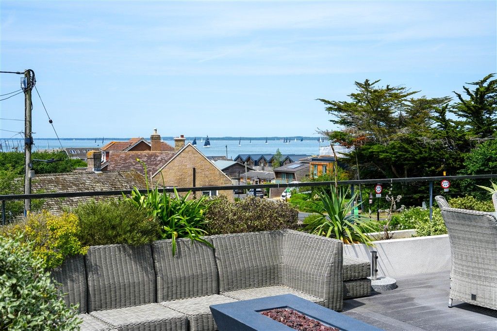 Property photo 2 of 20 View &amp; Terrace*