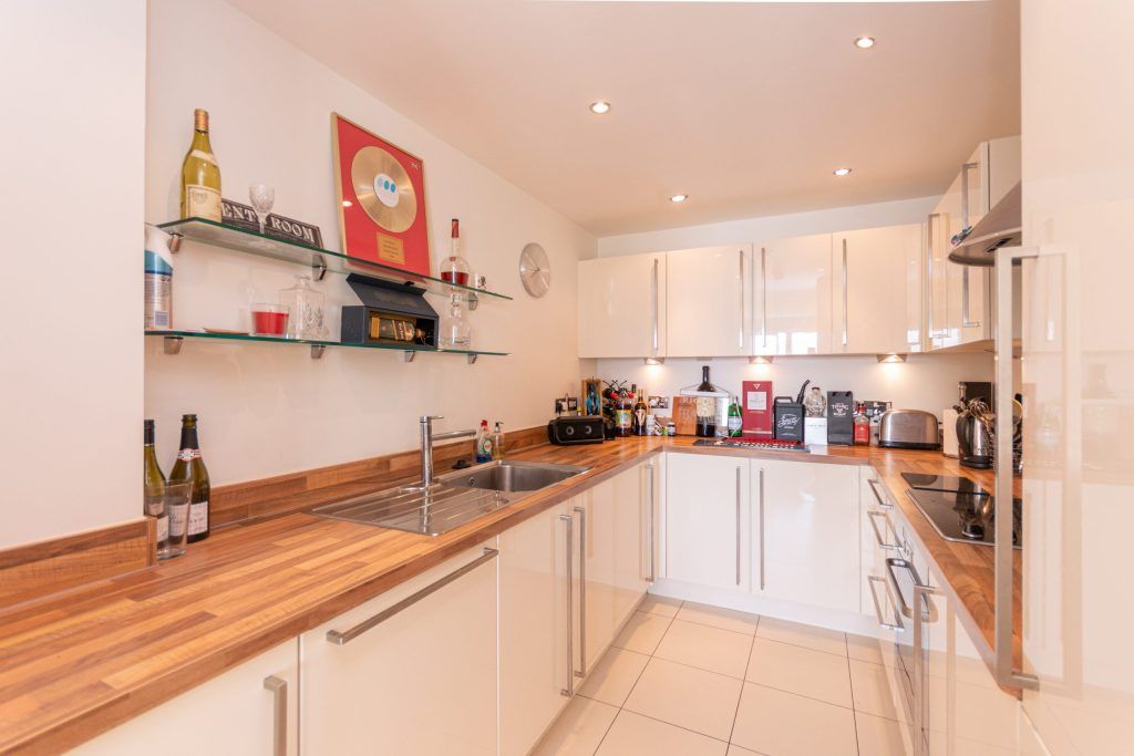 Property photo 3 of 8