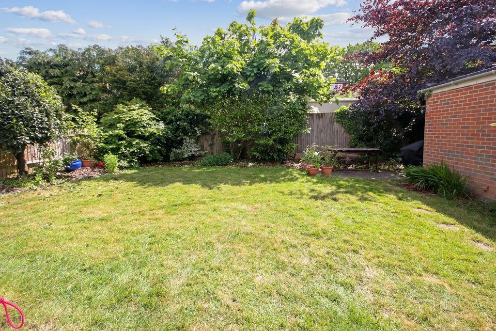 Property photo 2 of 10
