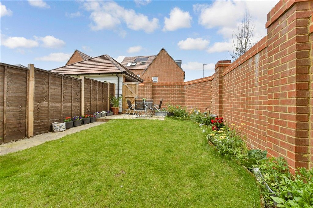 Property photo 2 of 15 Garden