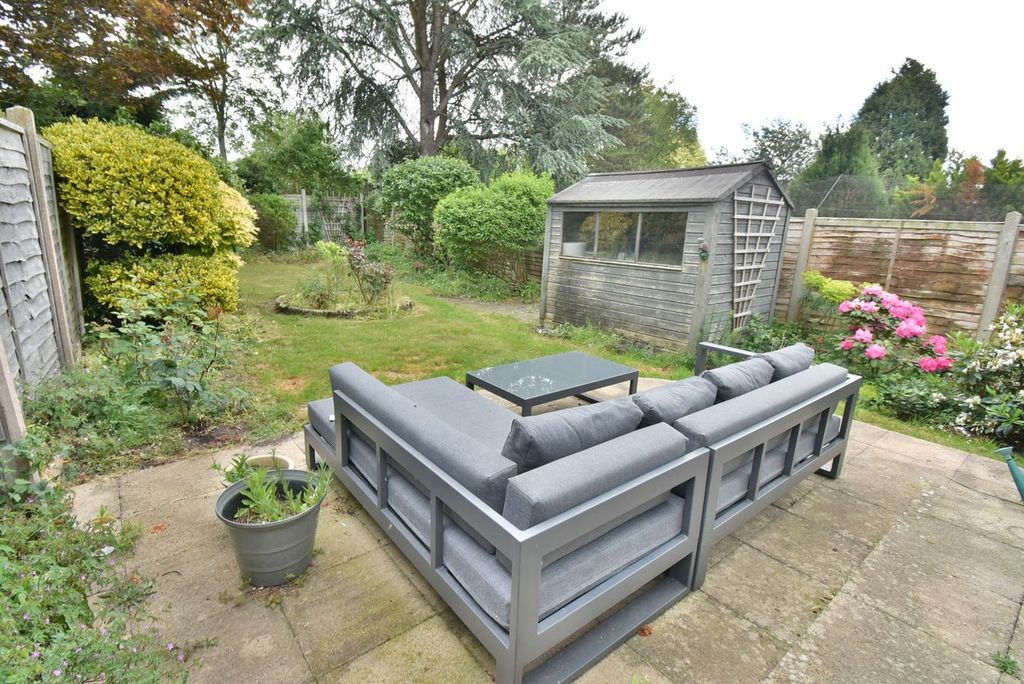 Property photo 2 of 22