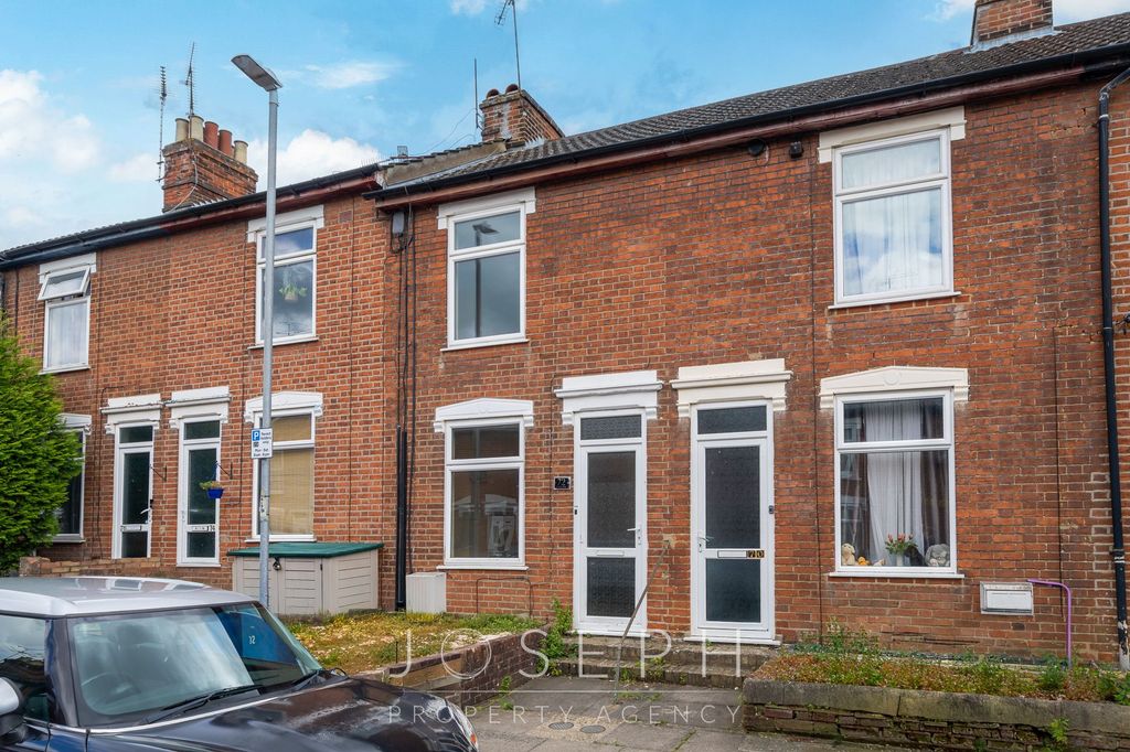 Property photo 1 of 10