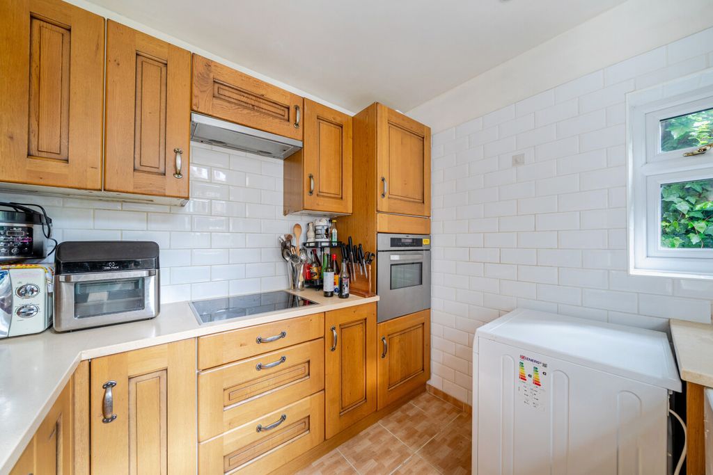 Property photo 3 of 17 1458092-3-6A0446B...
