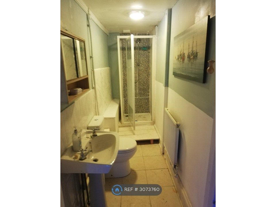Property photo 3 of 3