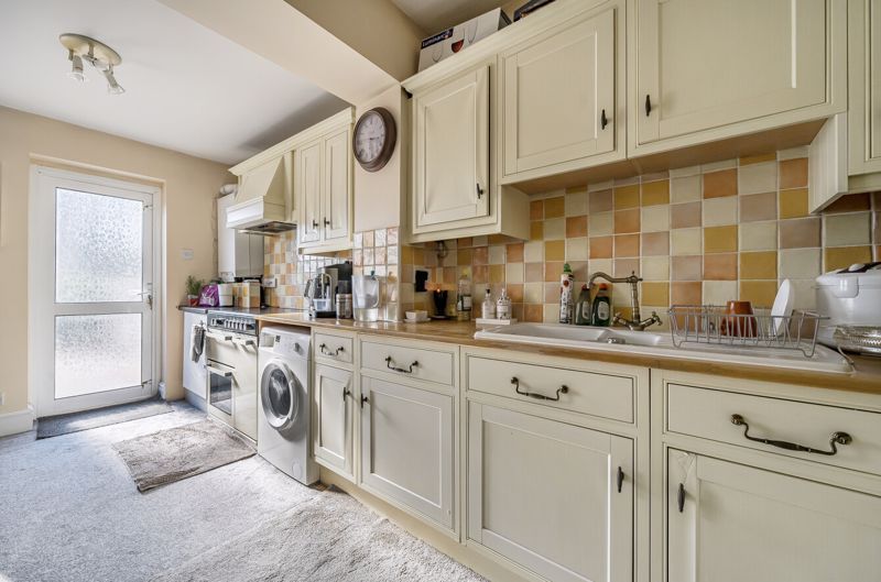 Property photo 2 of 14 Kitchen Breakfast Room