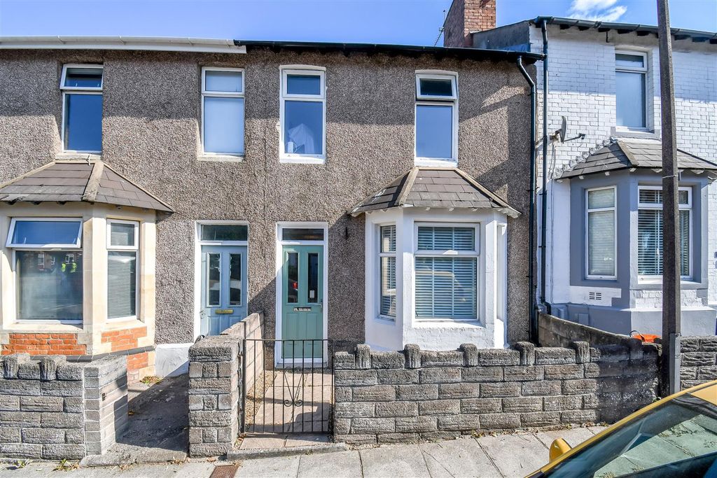 Property photo 1 of 22