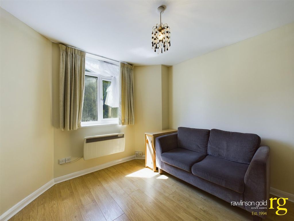 Property photo 3 of 7 Cam02900G0-Pr0098-Still003.Jpg