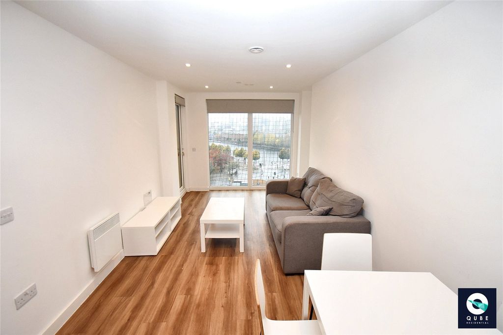 Property photo 2 of 16 Picture No. 02