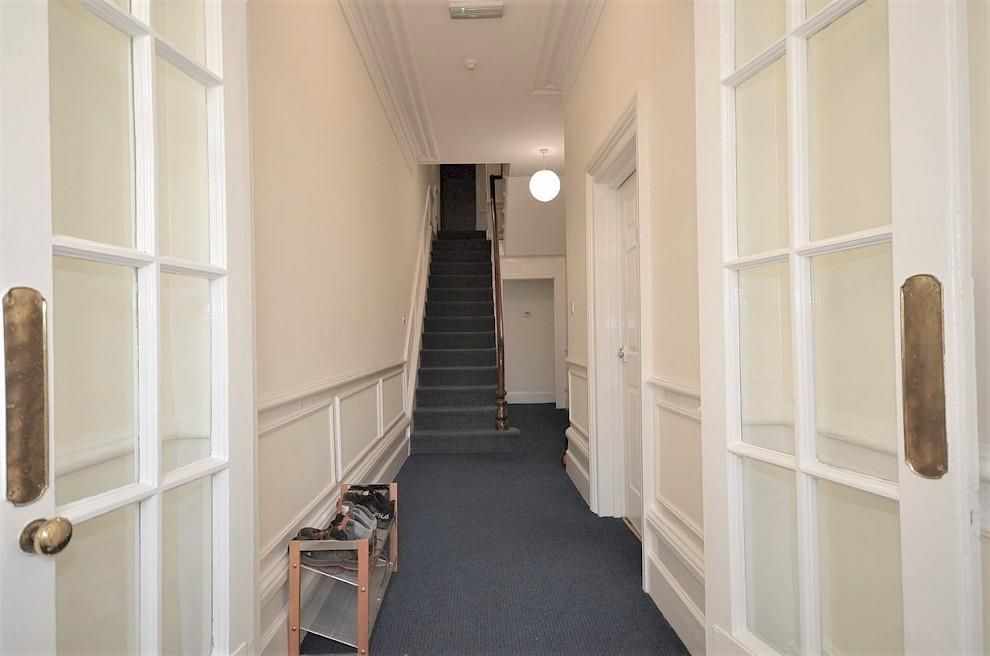 Property photo 2 of 23 47-Broomgrove-Rd-Entrance-Hall.990x0.Jpg