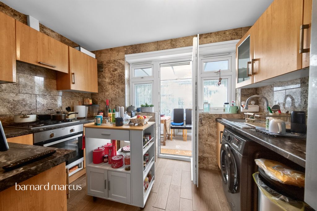 Property photo 2 of 16
