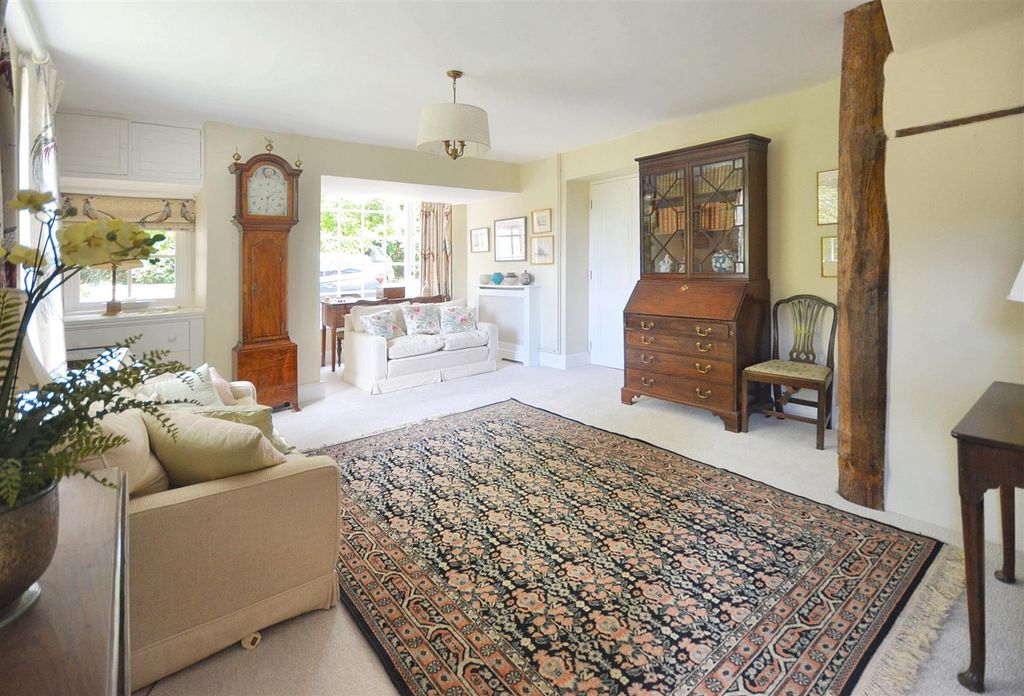 Property photo 2 of 15 Sitting Room