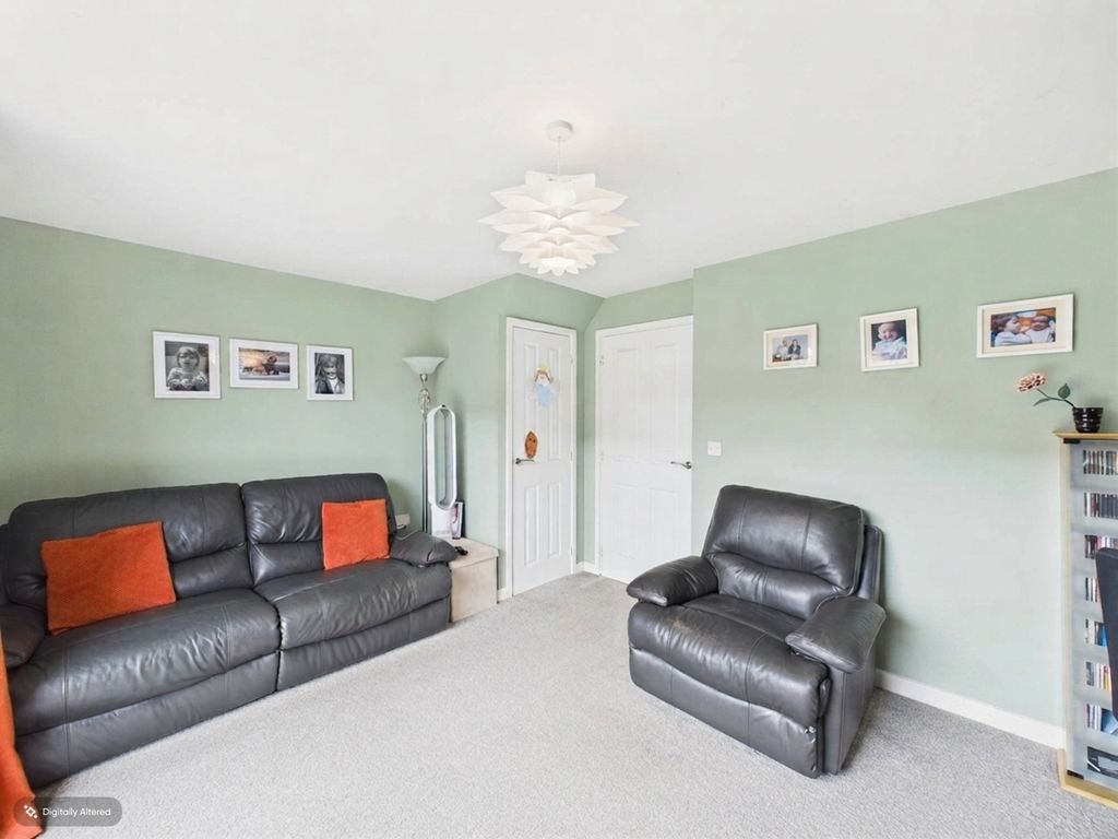 Property photo 3 of 11 Cam04709G0-Pr0401-Still009-001