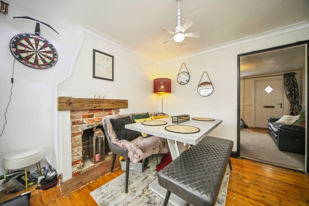 Property photo 3 of 15 Photo