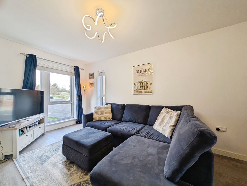 Property photo 3 of 12 Pbox-Img.Jpg