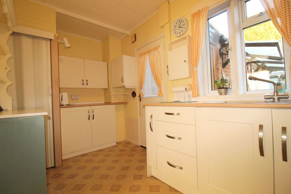 Property photo 2 of 23 Img_2640