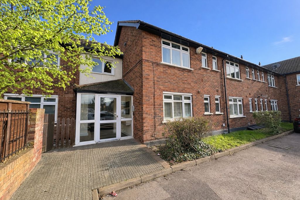 Property photo 1 of 10 4896660