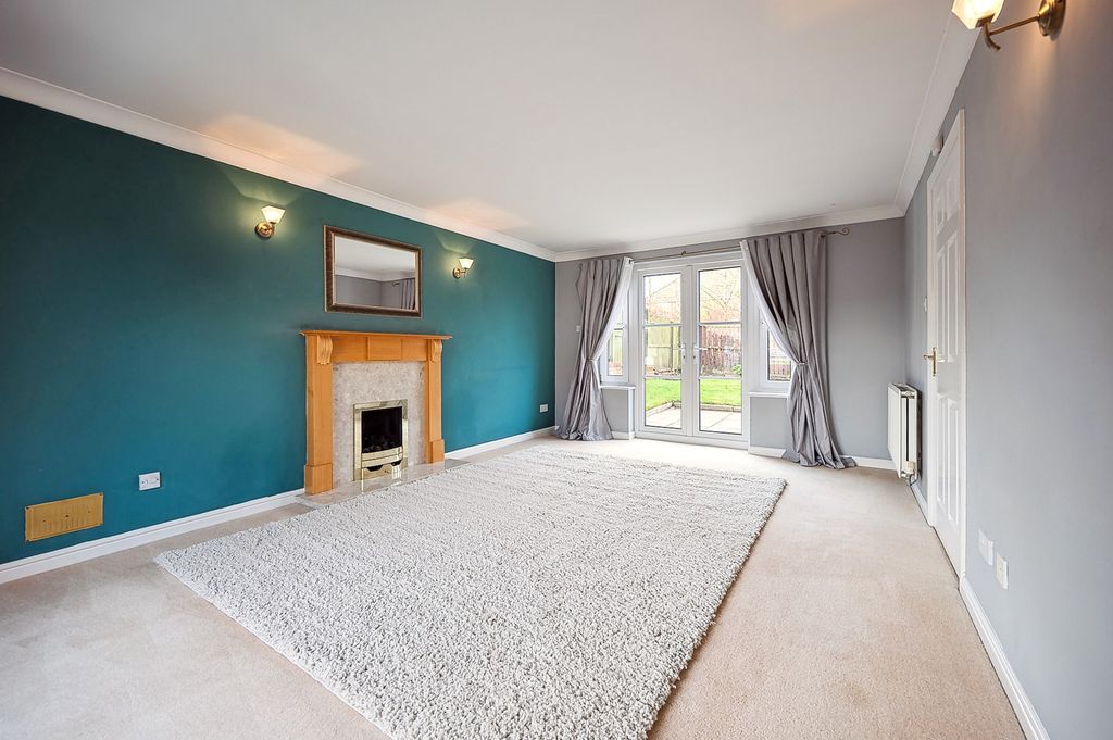 Property photo 3 of 30