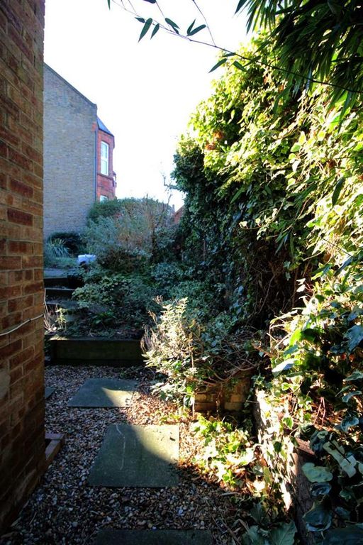 Property photo 2 of 9