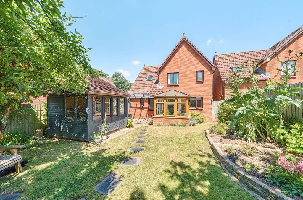 Property photo 2 of 23 1320524-13-686Fd1...