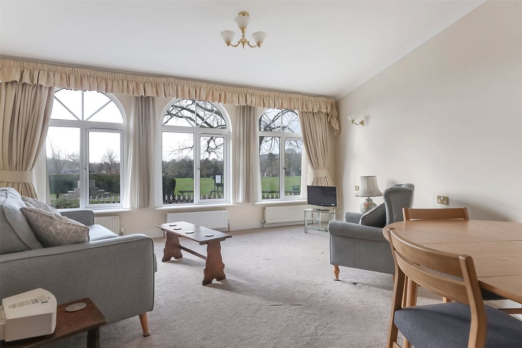 Property photo 2 of 13 Picture No. 08