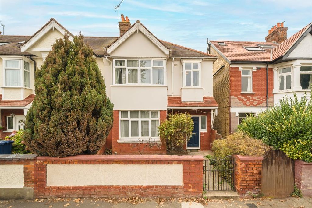 Property photo 1 of 7