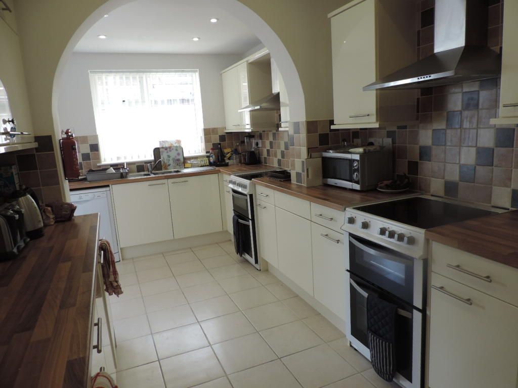 Property photo 2 of 3 Img_2153_5_Original