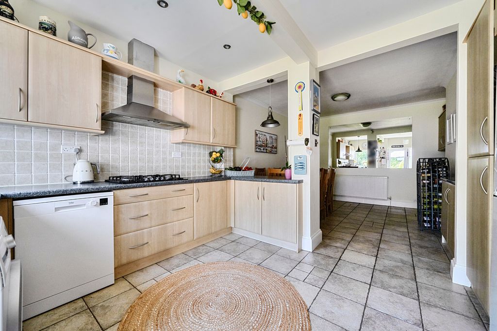 Property photo 2 of 20 1493511 (2).Jpg