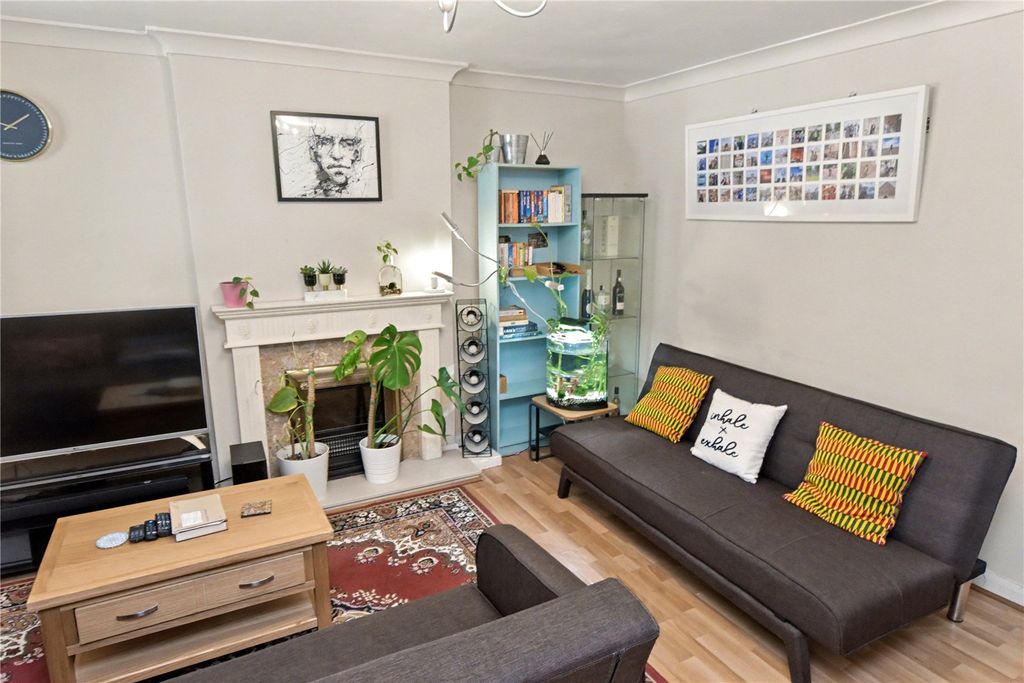 Property photo 1 of 12 Picture No. 22