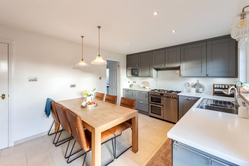 Property photo 3 of 34 02.Jpg