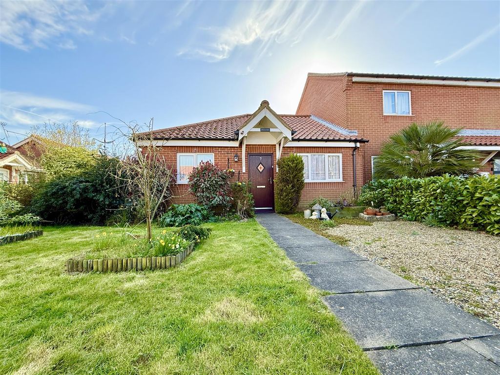 Property photo 1 of 21 Front Aspect