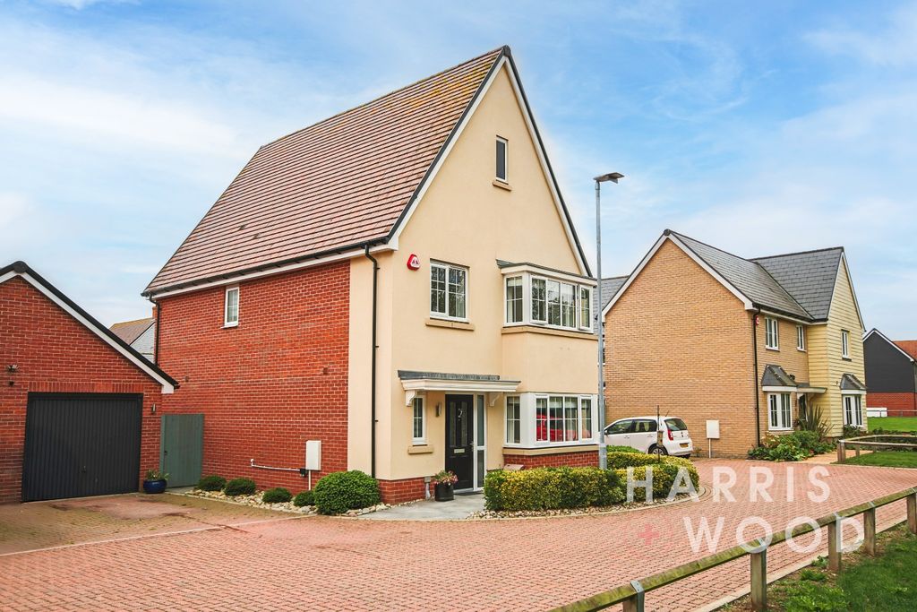 Property photo 1 of 38 4528920