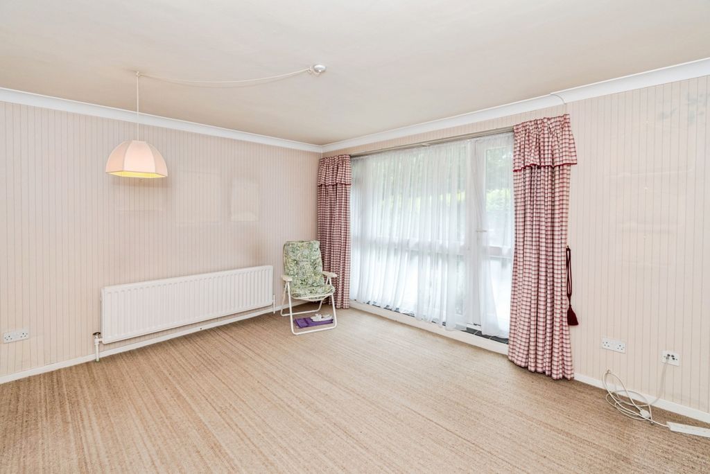 Property photo 2 of 15 Pbox-Img.Jpg