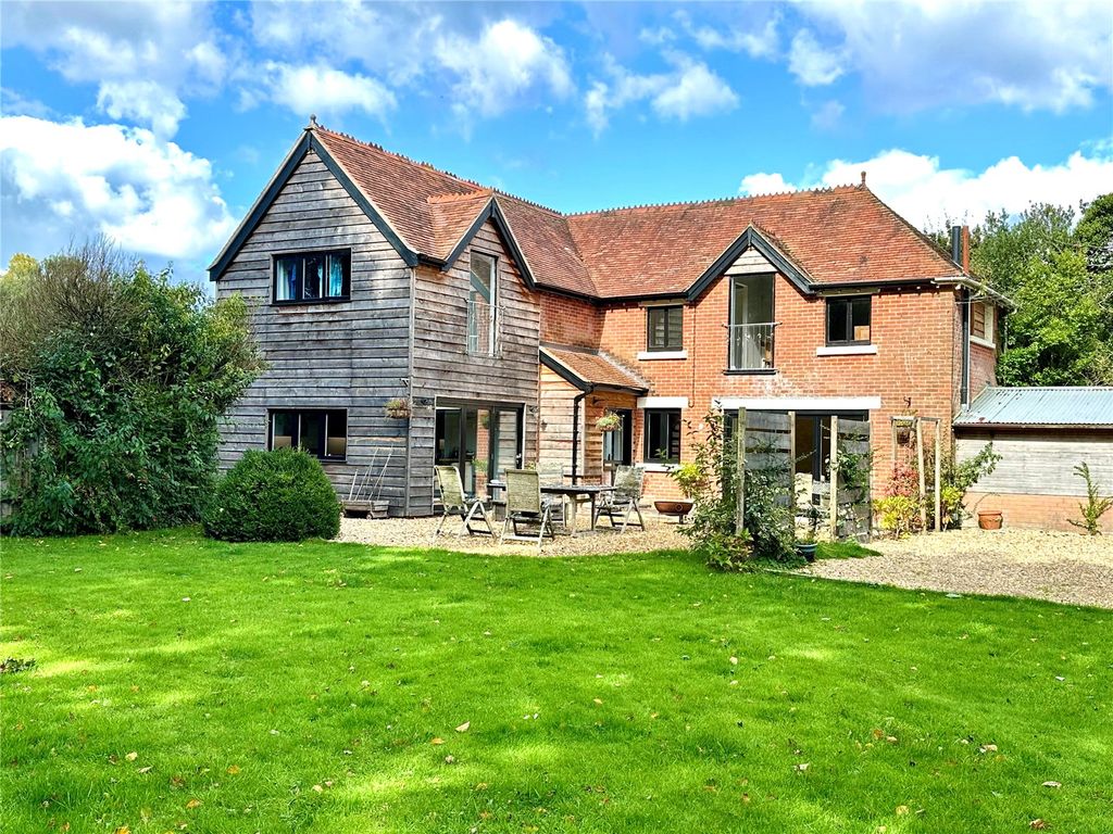 Property photo 1 of 25 Picture No. 32