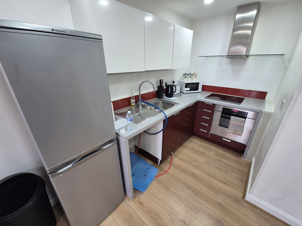 Property photo 3 of 9 20250804_142518