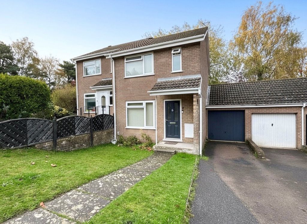 Property photo 1 of 14 Exterior