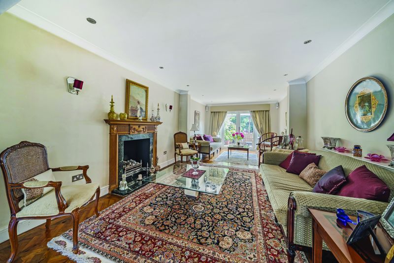 Property photo 2 of 17 Photo 16
