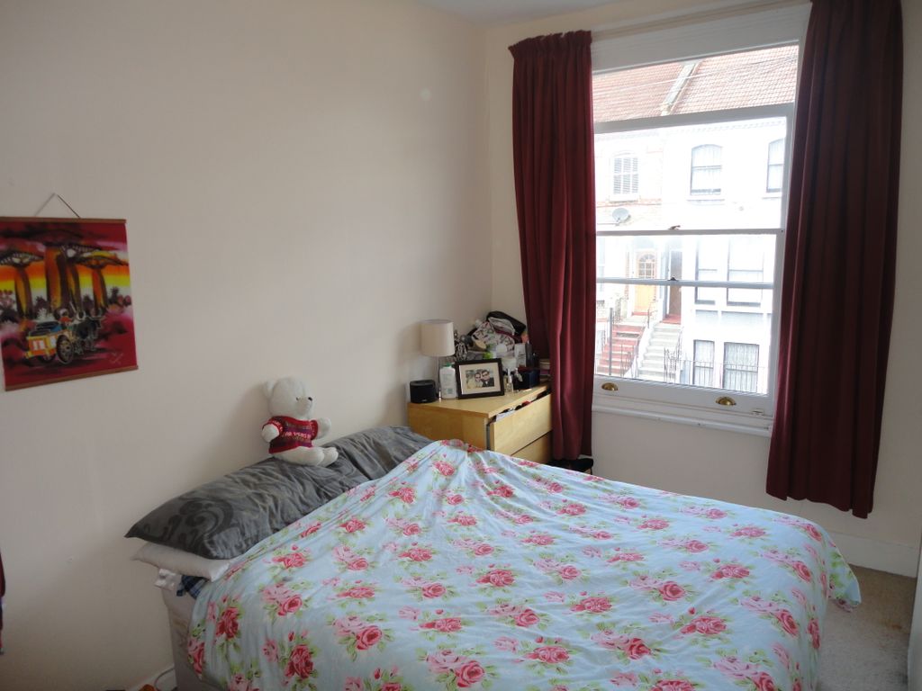 Property photo 3 of 6