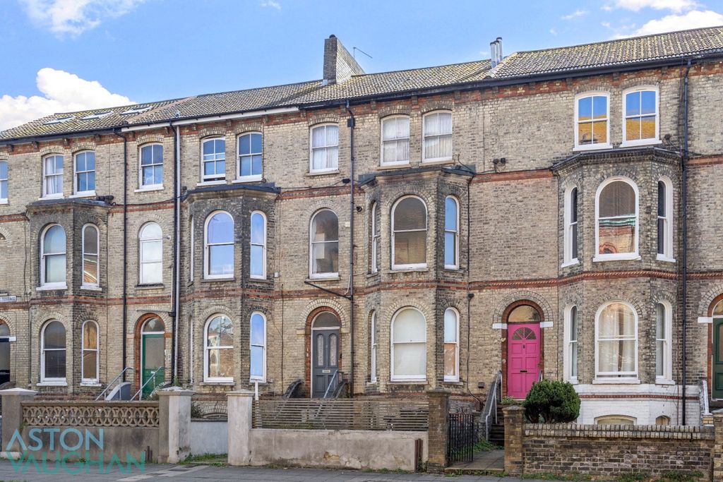 Property photo 1 of 15 4603090