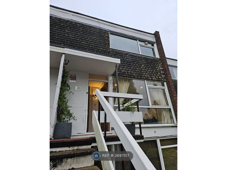 Property photo 2 of 21