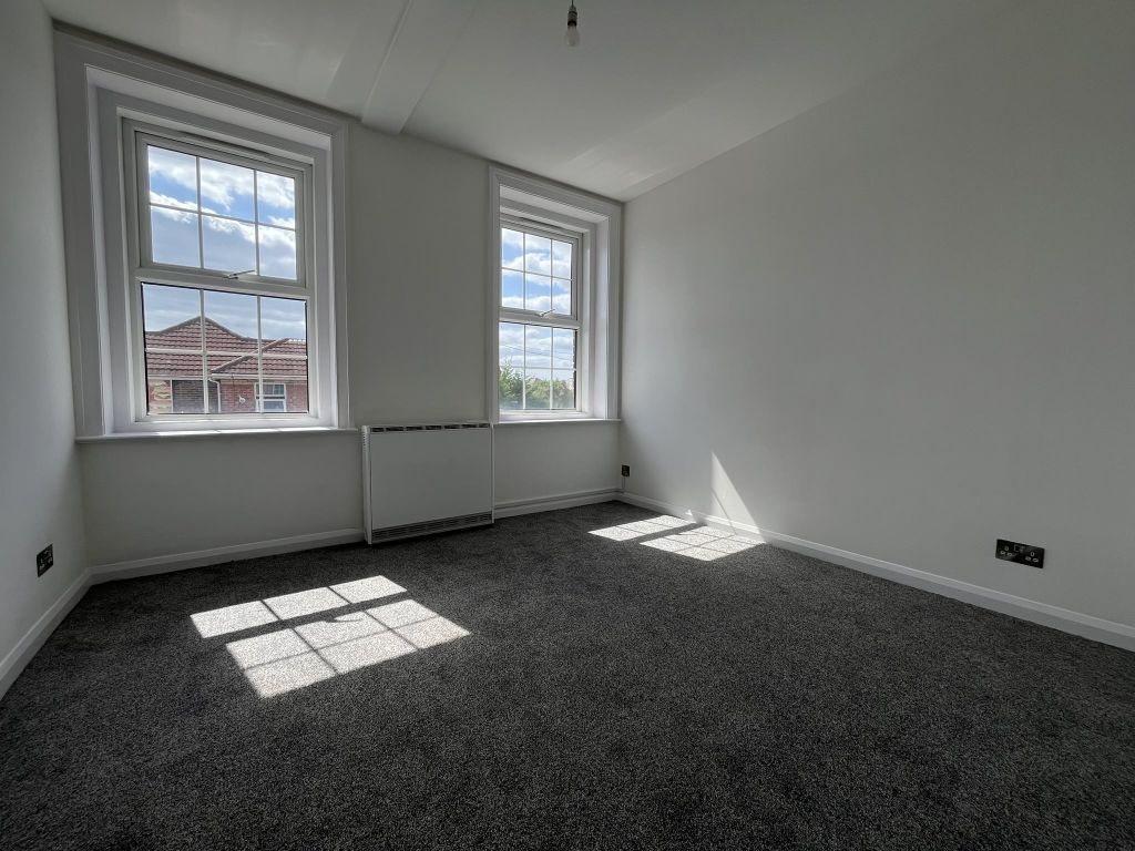 Property photo 3 of 11 Img_3009