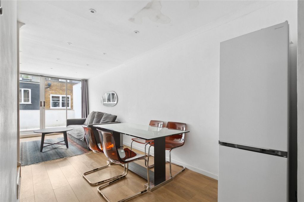 Property photo 3 of 12 Dining/Reception