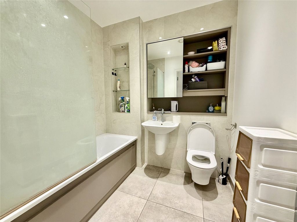 Property photo 2 of 9 Picture No. 03