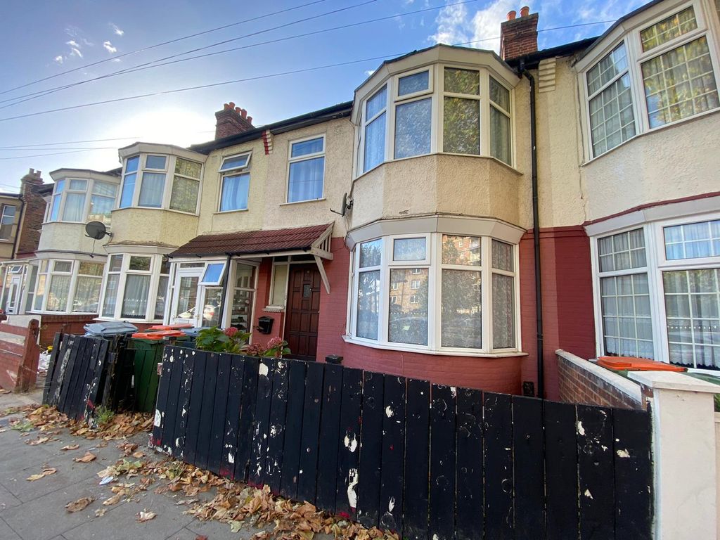 Property photo 2 of 20