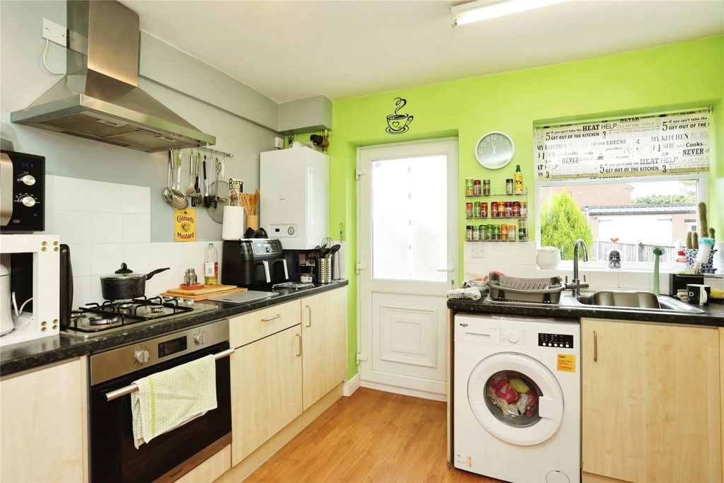 Property photo 3 of 17 Photography