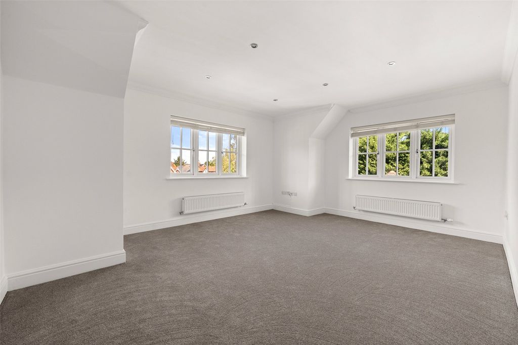 Property photo 2 of 10 Picture No. 06
