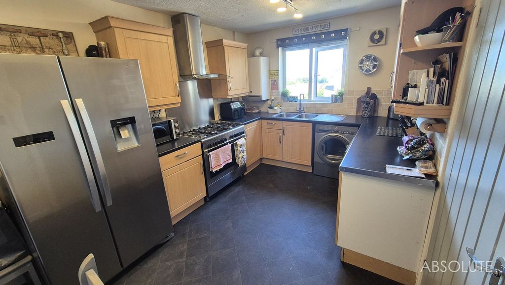 Property photo 3 of 29